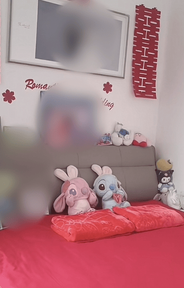 监控曝光！山西一男子因前女友拒复合持刀闯入家中，女子哥哥在家门口遇害，案件近日将开庭